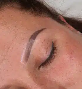 szemöldöktetoválás javítása a Patkós Alexandra Exclusive Beauty Szalonban