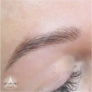 Szálazott szemöldöktetoválás a Patkós Alexandra Exclusive Beauty szalonban